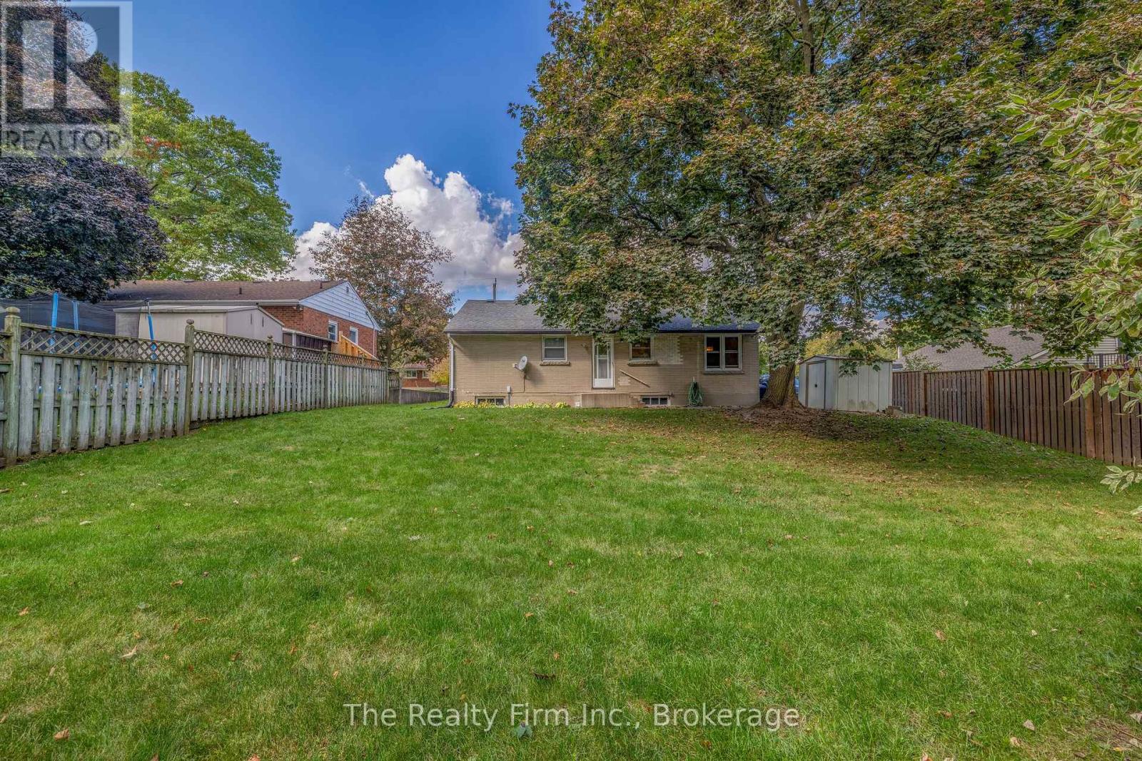 1 Earlscourt Crescent, Woodstock, Ontario  N4S 5H2 - Photo 5 - X12712258