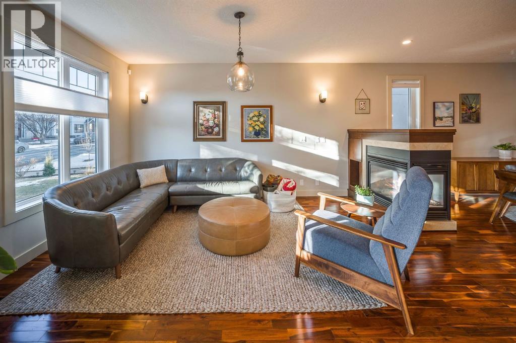 820 19 Avenue Nw, Calgary, Alberta  T2M 0Z3 - Photo 4 - A2275123