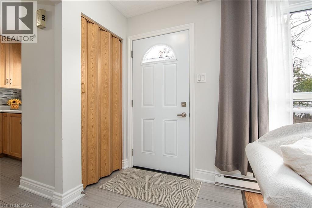 453 Albert Street Unit# 13, Waterloo, Ontario  N2L 5A7 - Photo 5 - 40787603