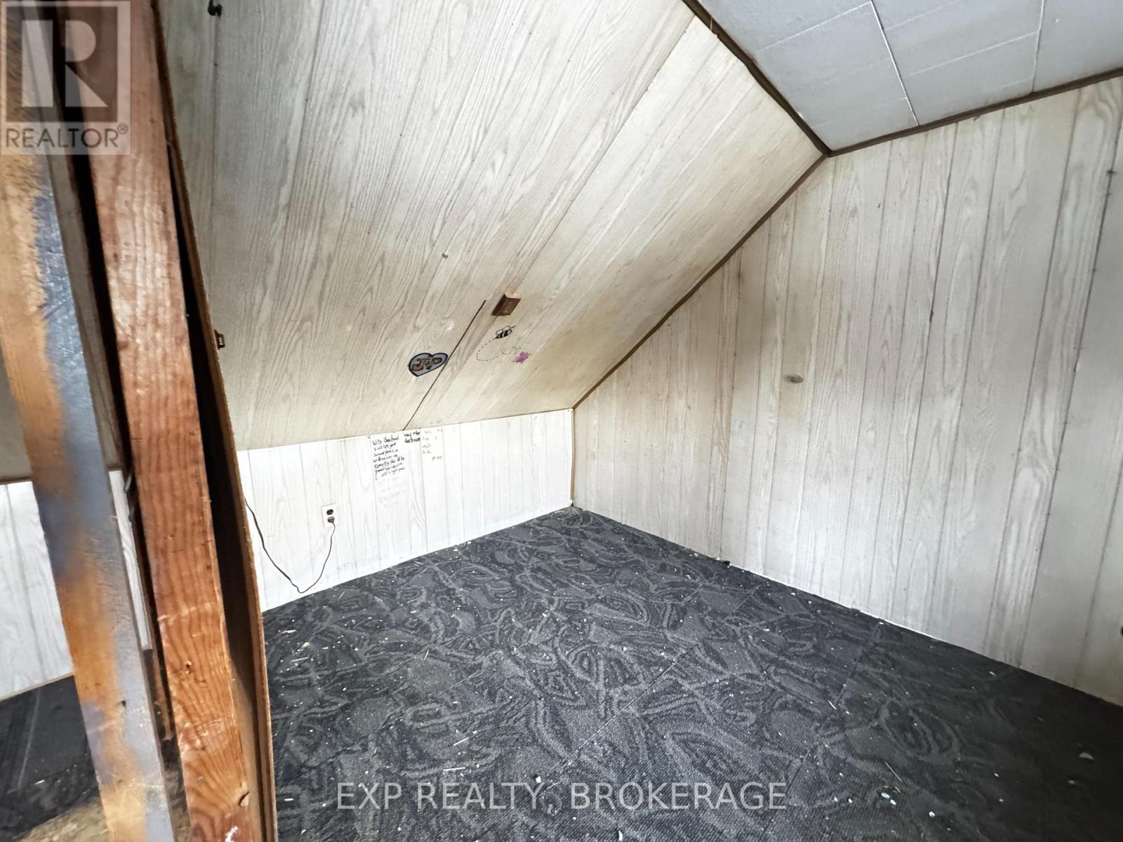 10 Jones Street, Addington Highlands, Ontario  K0H 1P0 - Photo 15 - X12712220