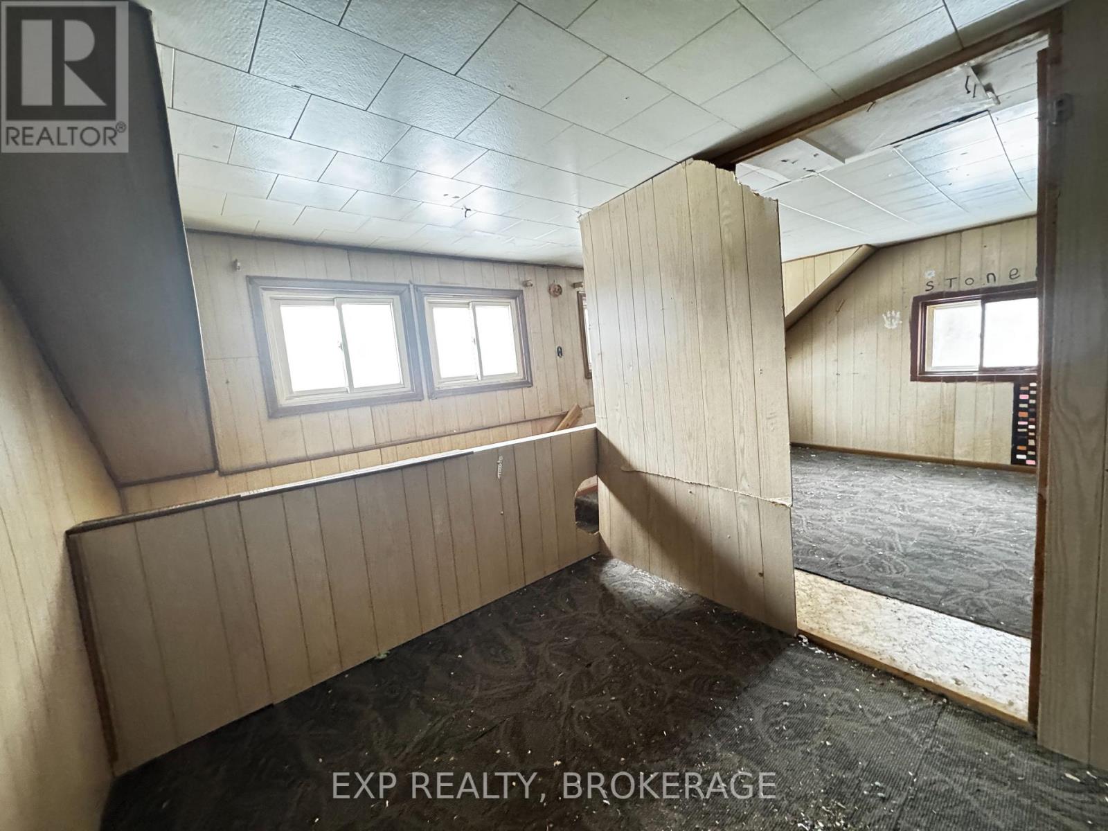 10 Jones Street, Addington Highlands, Ontario  K0H 1P0 - Photo 16 - X12712220