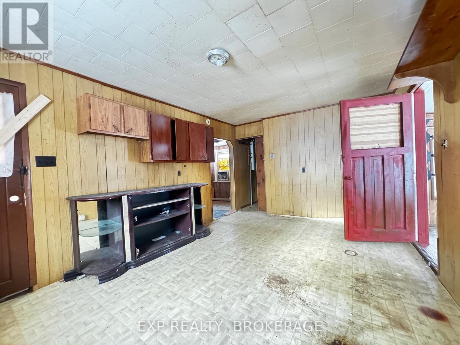 10 Jones Street, Addington Highlands, Ontario  K0H 1P0 - Photo 21 - X12712220