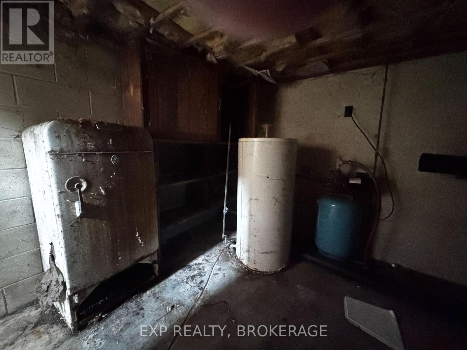 10 Jones Street, Addington Highlands, Ontario  K0H 1P0 - Photo 27 - X12712220