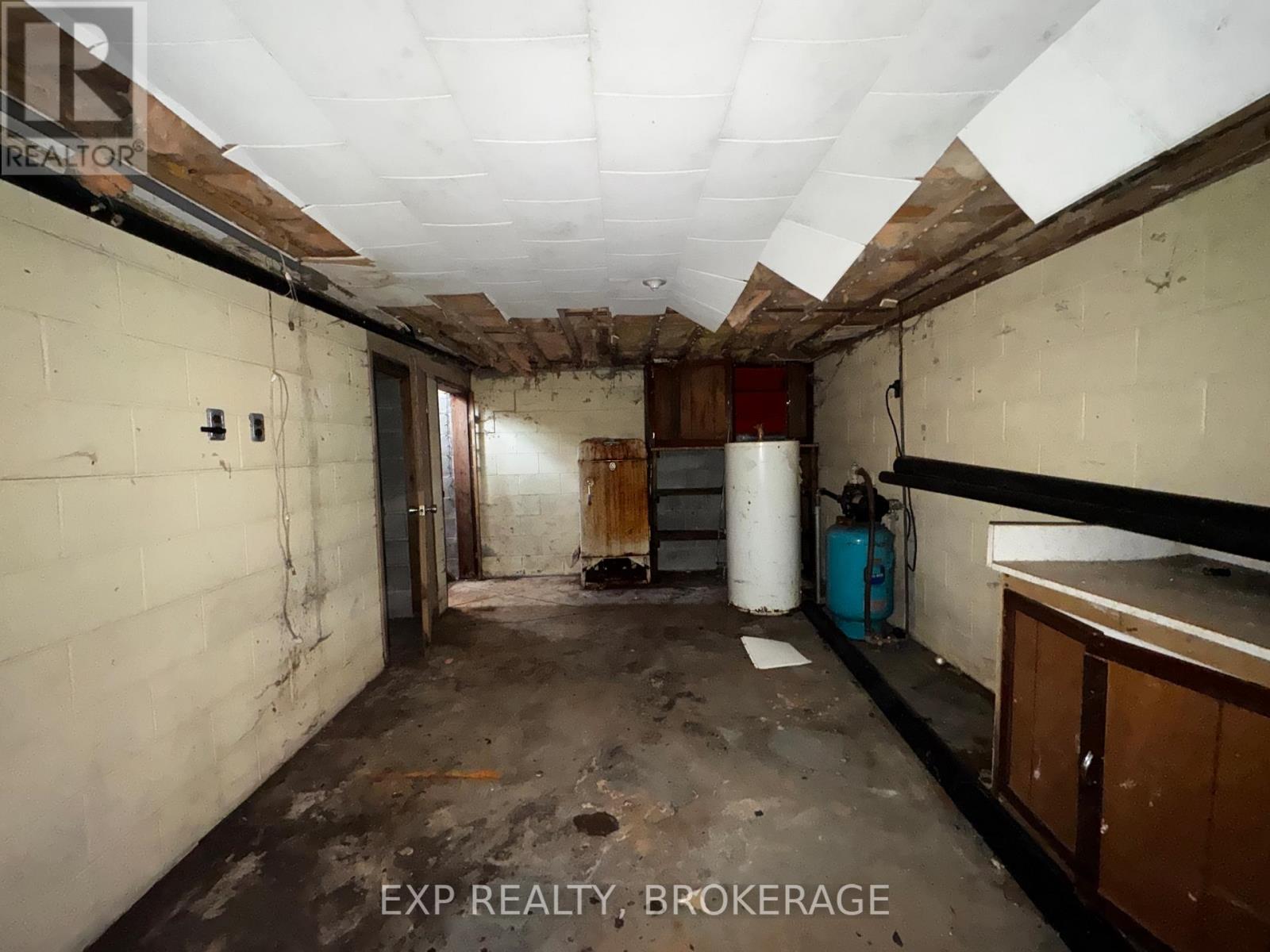 10 Jones Street, Addington Highlands, Ontario  K0H 1P0 - Photo 28 - X12712220