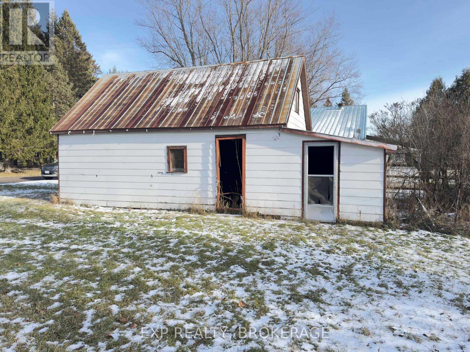 10 Jones Street, Addington Highlands, Ontario  K0H 1P0 - Photo 30 - X12712220