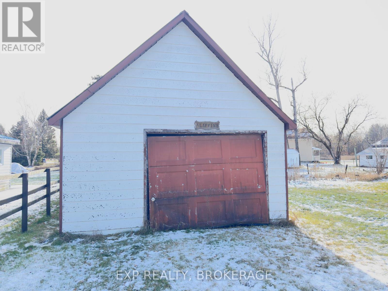 10 Jones Street, Addington Highlands, Ontario  K0H 1P0 - Photo 31 - X12712220