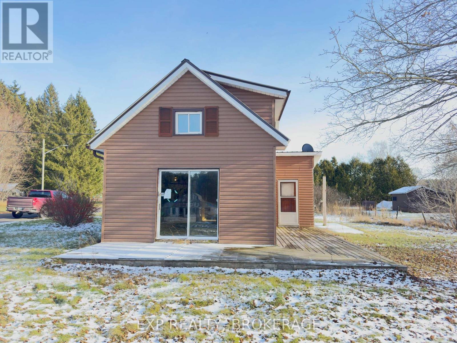 10 Jones Street, Addington Highlands, Ontario  K0H 1P0 - Photo 4 - X12712220