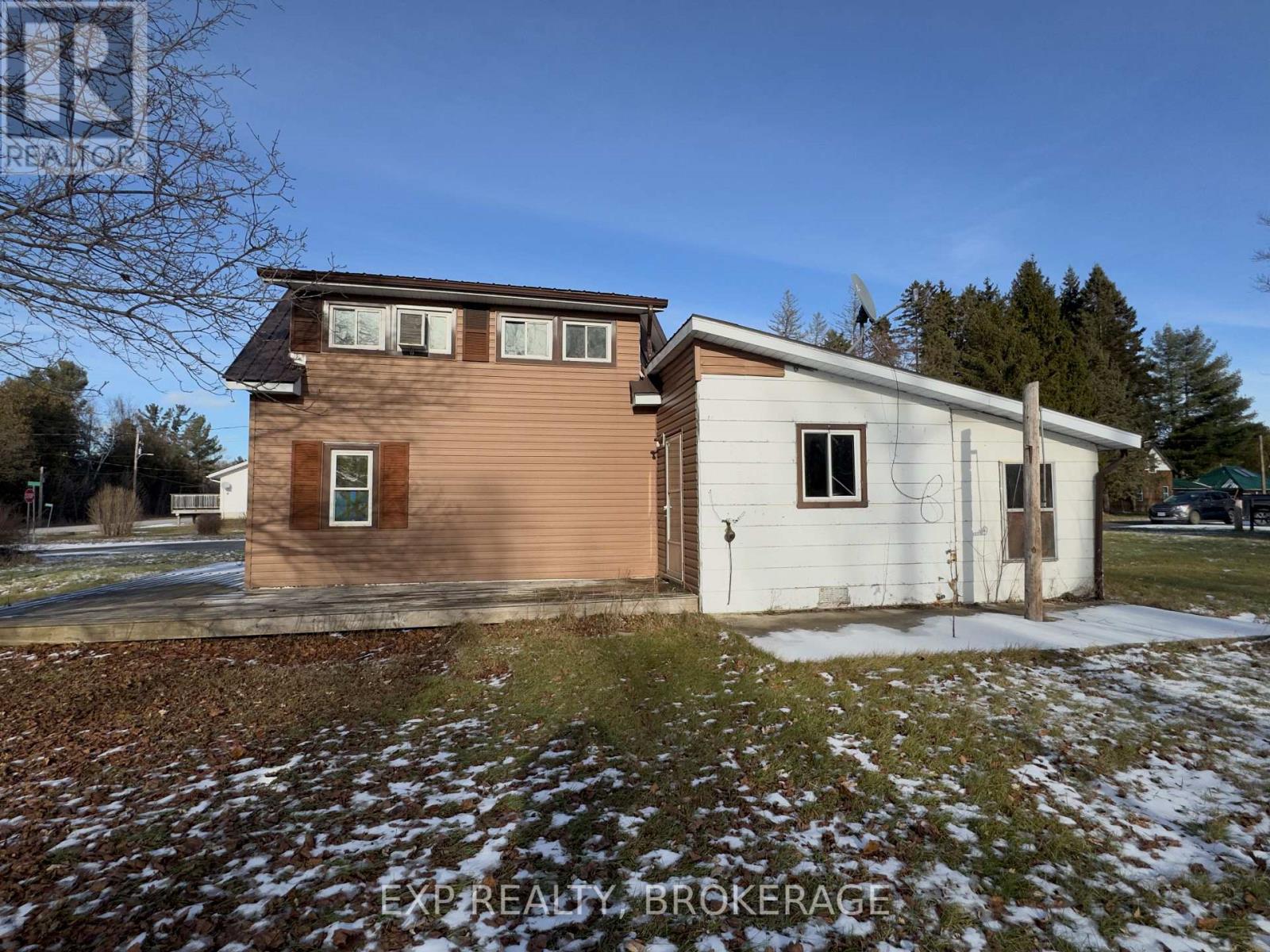 10 Jones Street, Addington Highlands, Ontario  K0H 1P0 - Photo 5 - X12712220