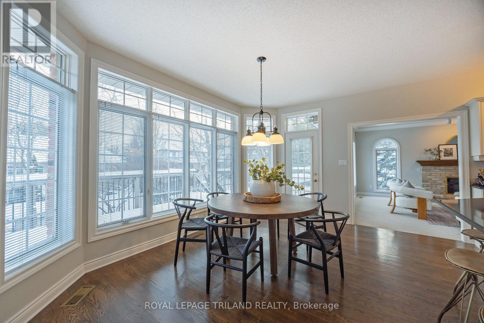 31 Woods Edge Close, London South, Ontario  N6K 4K8 - Photo 12 - X12712222