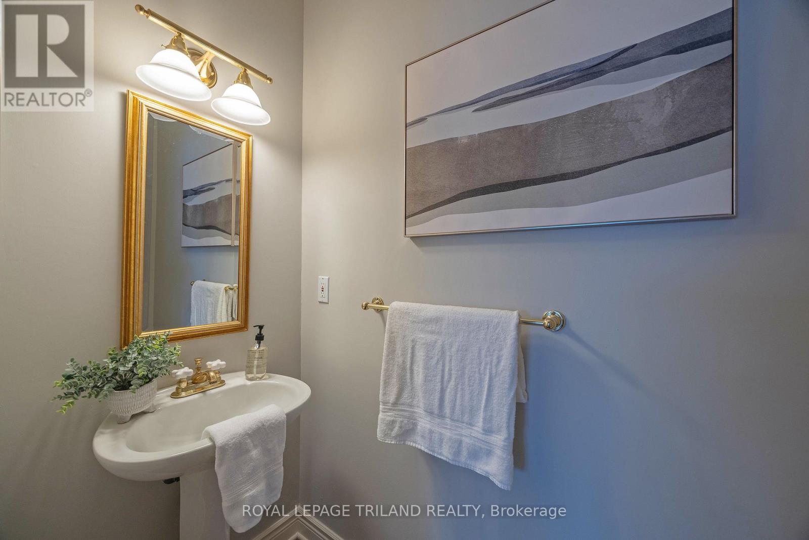 31 Woods Edge Close, London South, Ontario  N6K 4K8 - Photo 20 - X12712222