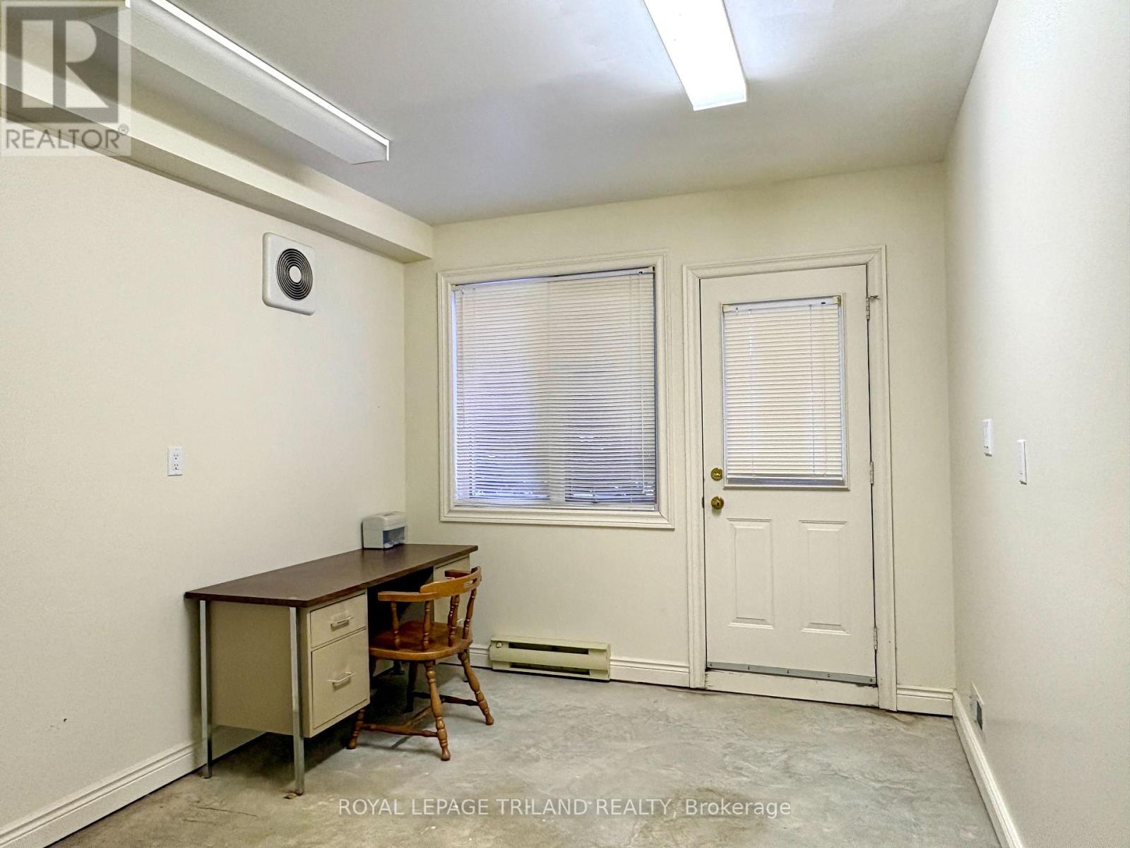 31 Woods Edge Close, London South, Ontario  N6K 4K8 - Photo 38 - X12712222