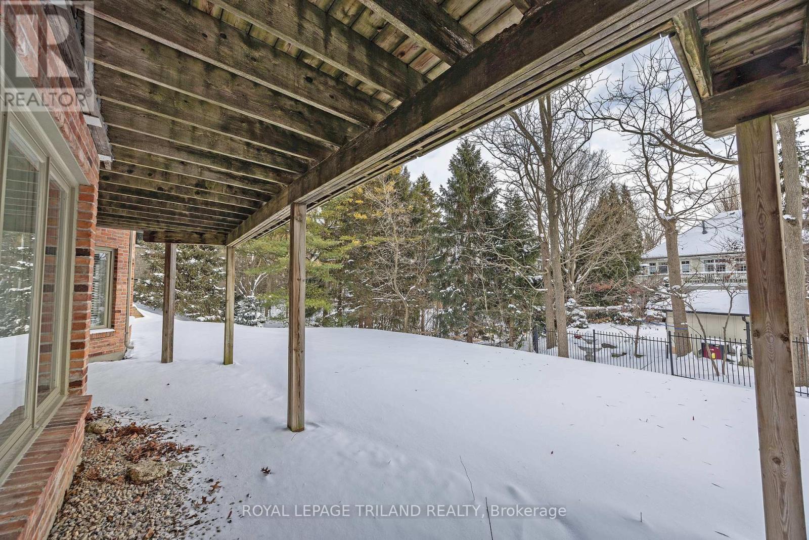 31 Woods Edge Close, London South, Ontario  N6K 4K8 - Photo 46 - X12712222