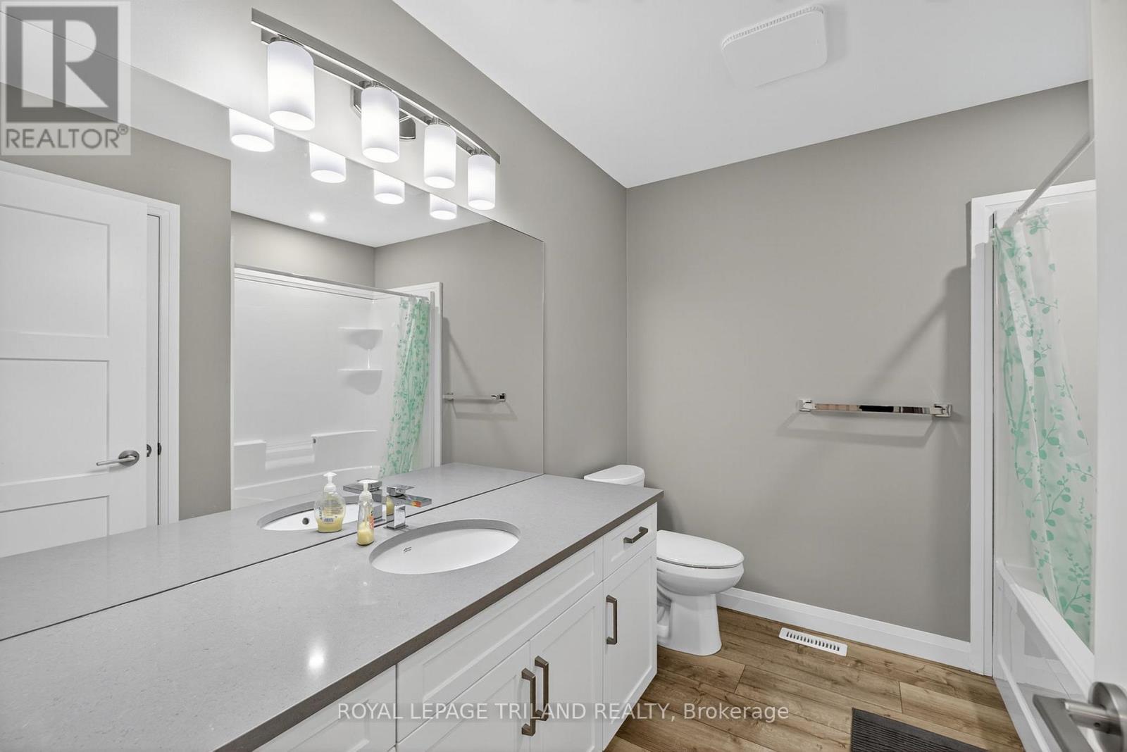 30 - 17 Nicholson Street, Lucan Biddulph, Ontario  N0M 2J0 - Photo 16 - X12712228