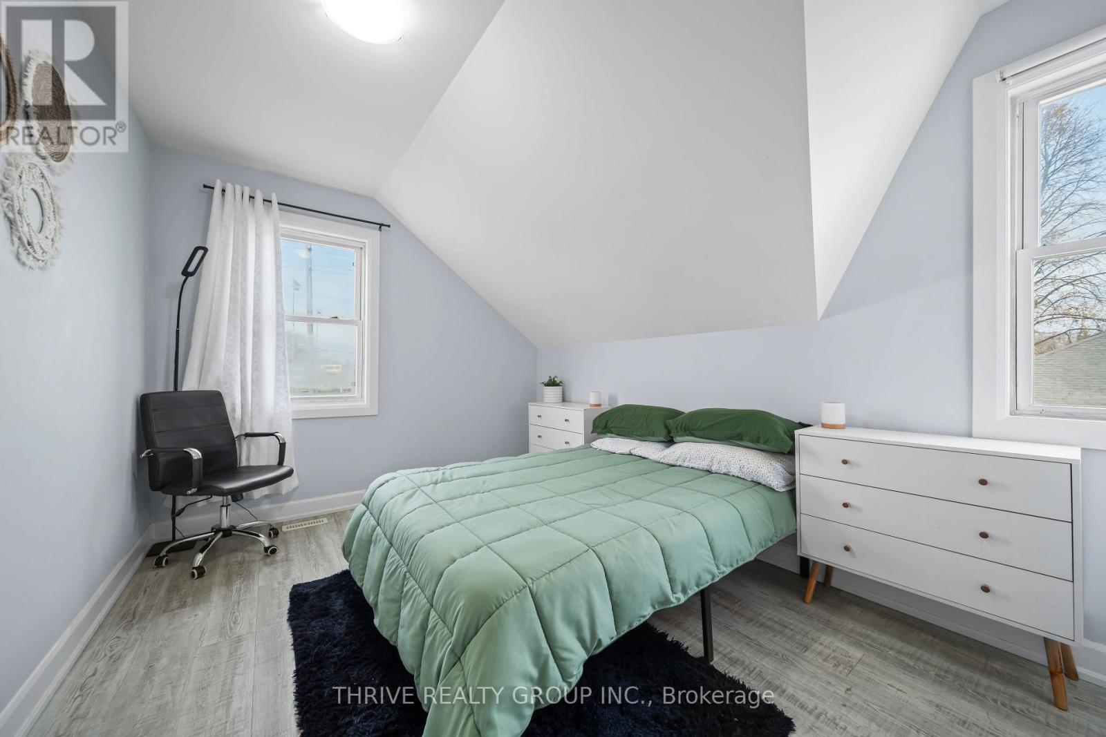 204 Wellington Street, St. Thomas, Ontario  N5R 2S4 - Photo 24 - X12712282