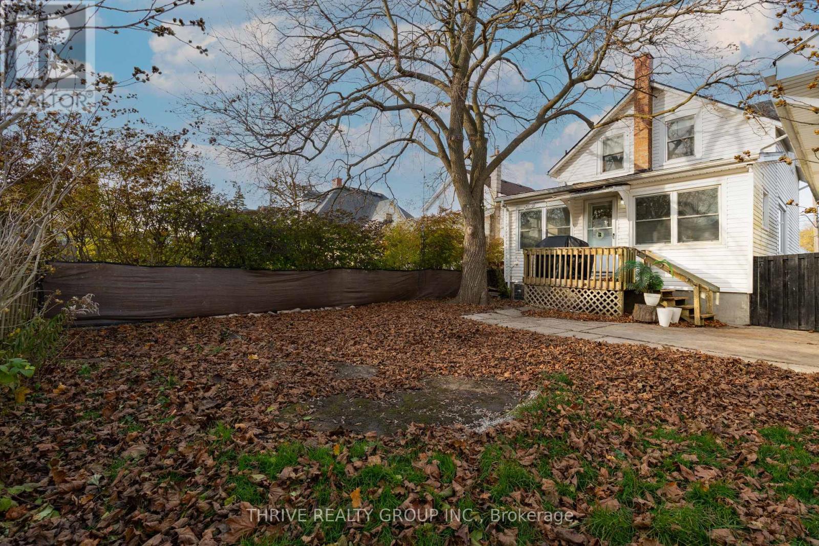 204 Wellington Street, St. Thomas, Ontario  N5R 2S4 - Photo 34 - X12712282