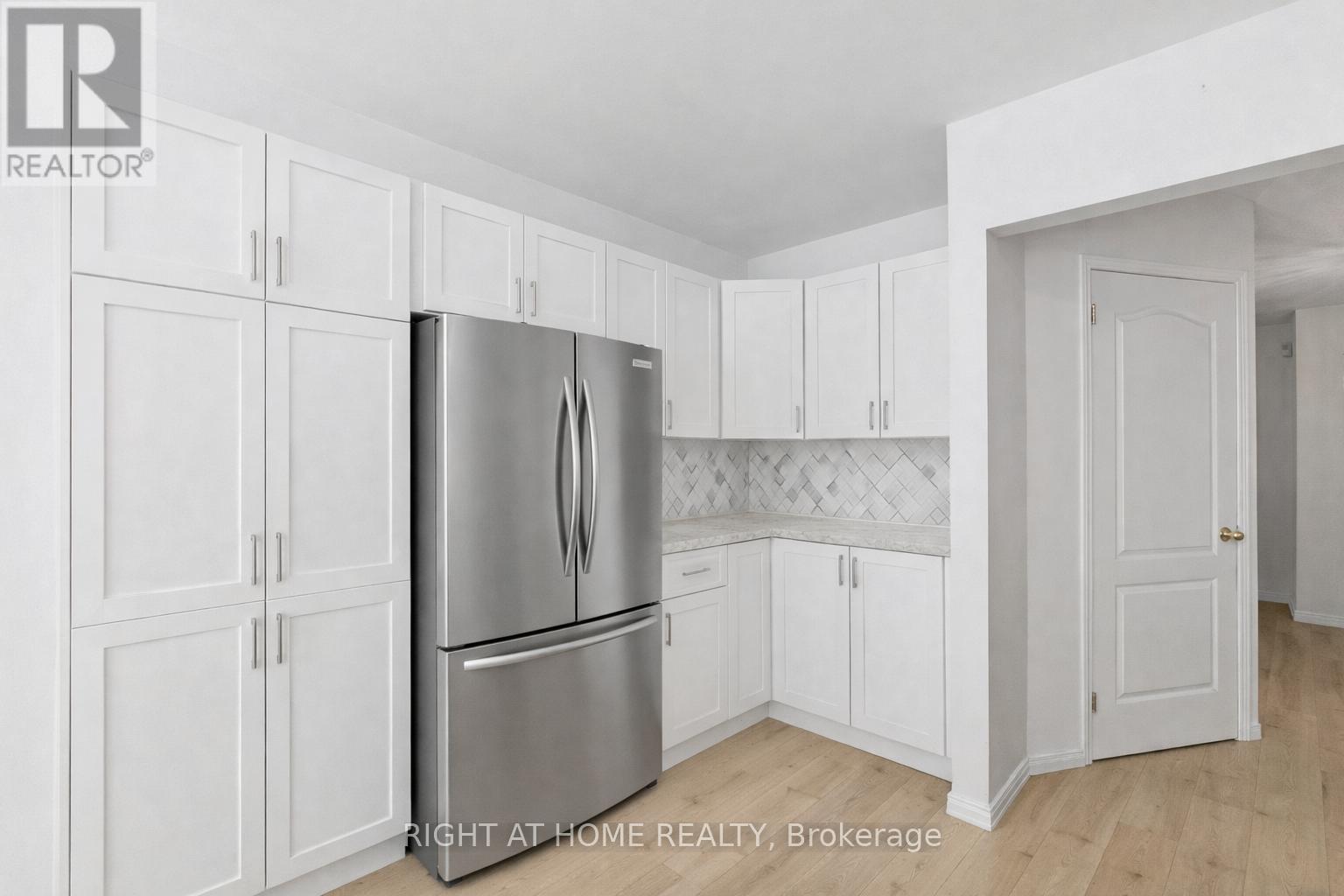 11 Kluane Ridge, Ottawa, Ontario  K2M 1Z7 - Photo 17 - X12712260