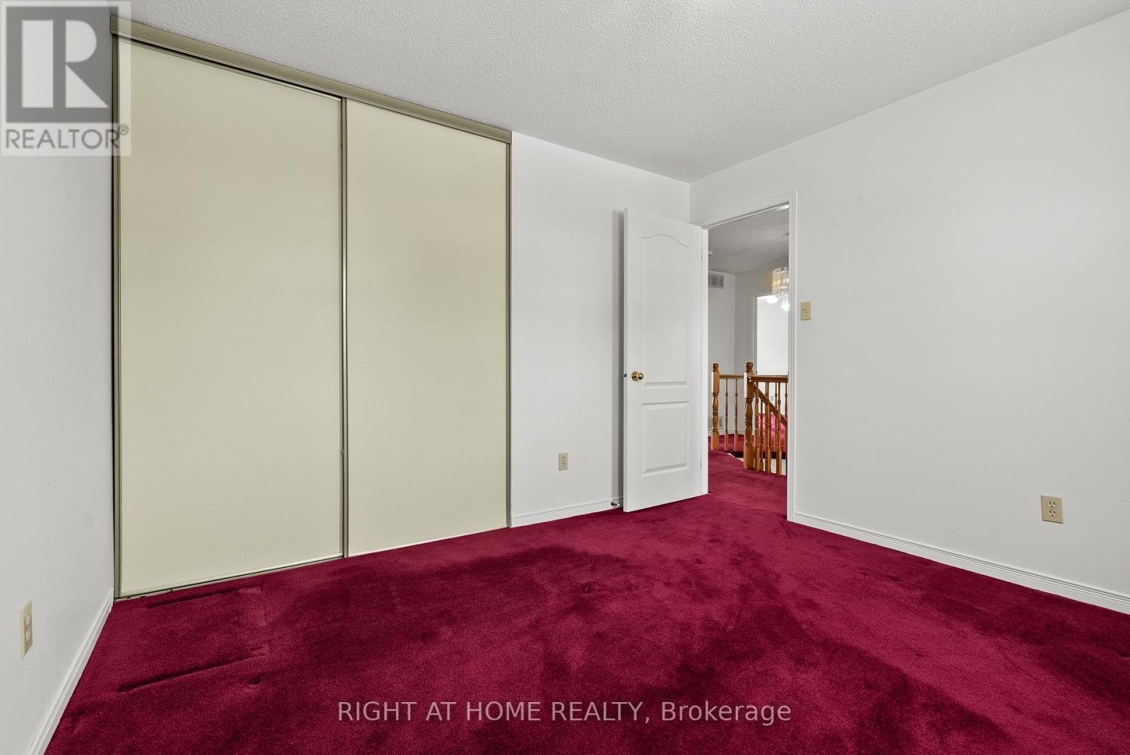 11 Kluane Ridge, Ottawa, Ontario  K2M 1Z7 - Photo 34 - X12712260