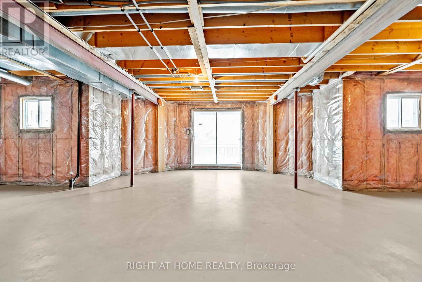 11 Kluane Ridge, Ottawa, Ontario  K2M 1Z7 - Photo 37 - X12712260