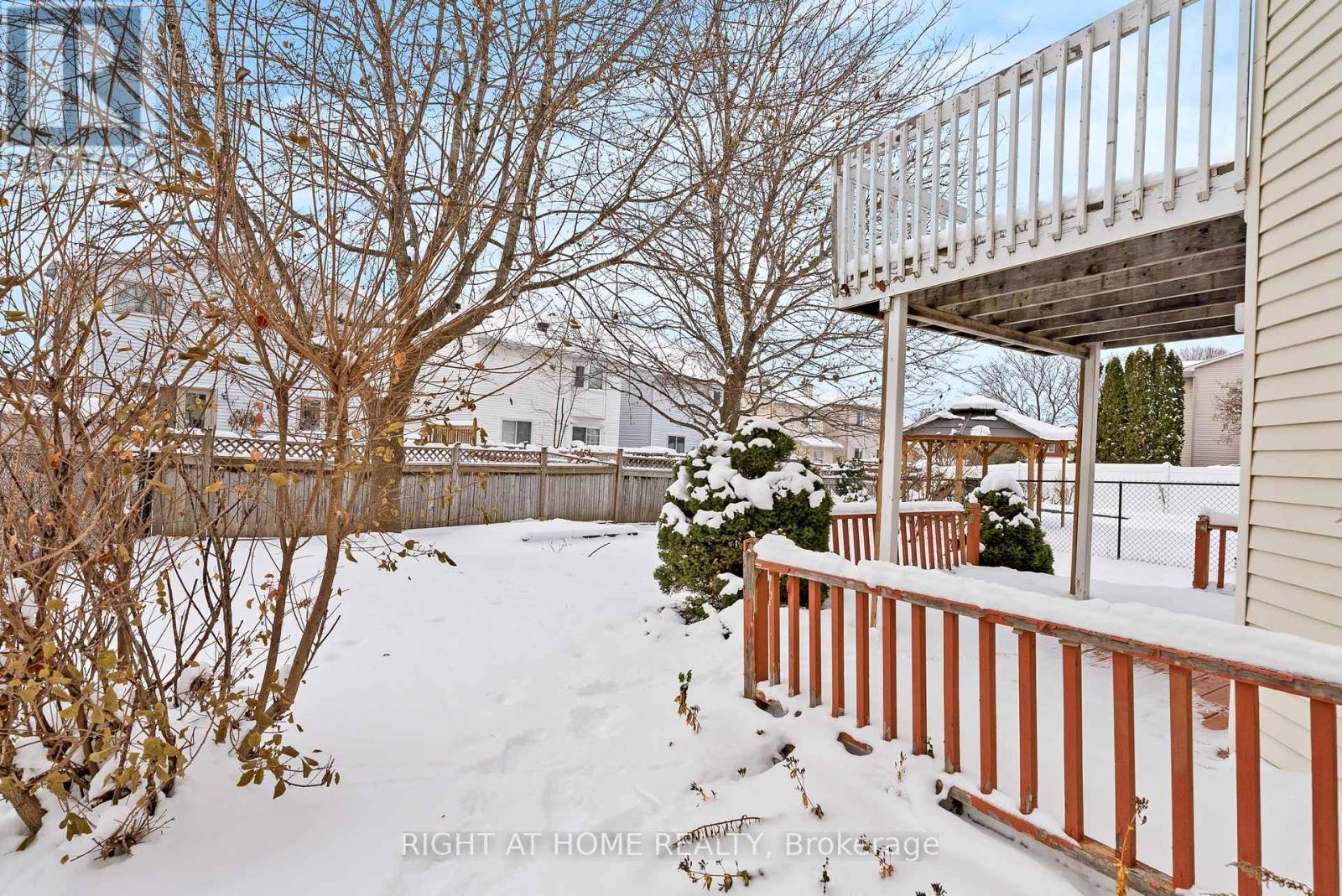 11 Kluane Ridge, Ottawa, Ontario  K2M 1Z7 - Photo 40 - X12712260