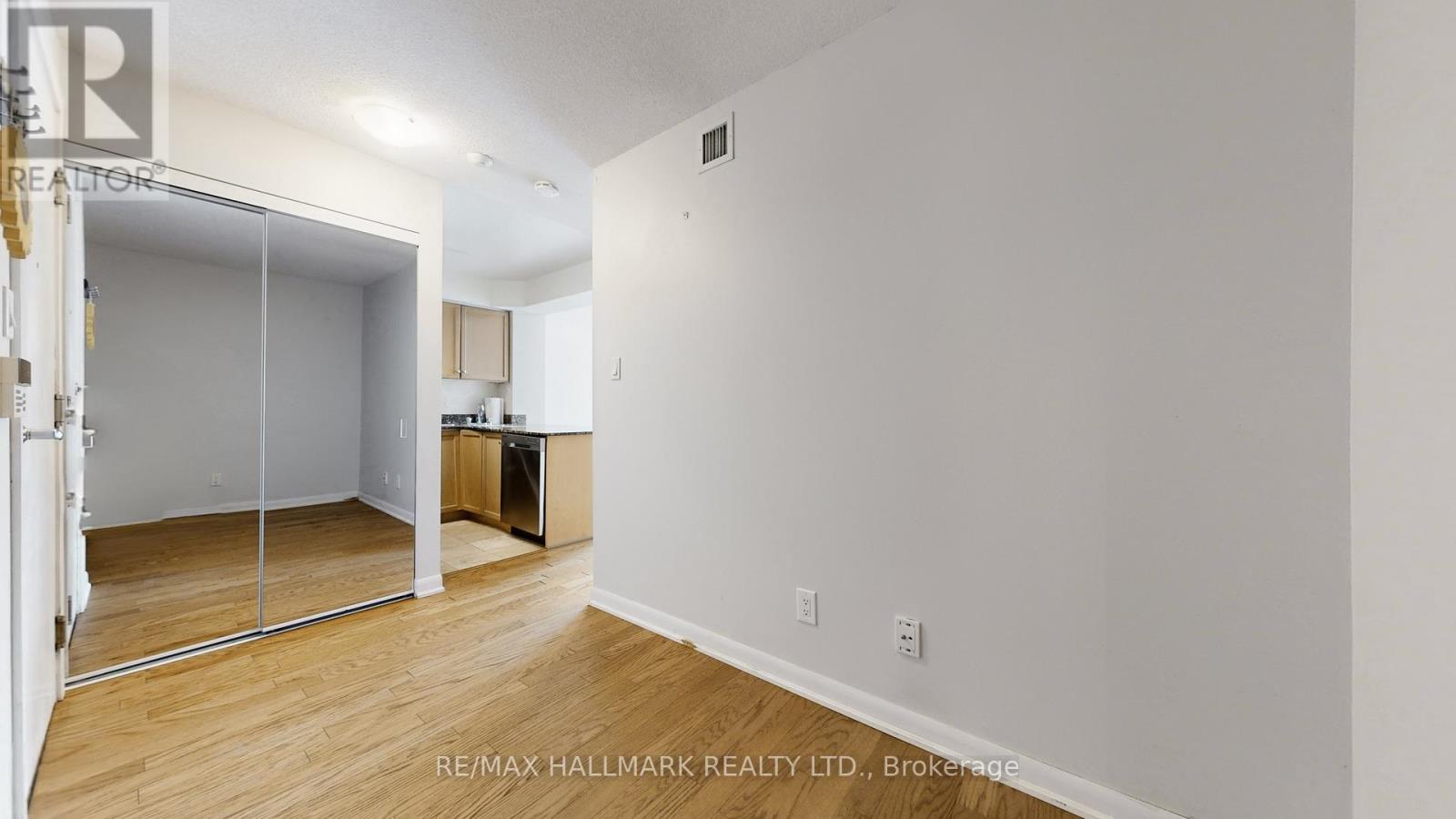 1162 - 313 Richmond Street E, Toronto, Ontario  M5A 4S7 - Photo 5 - C12712212