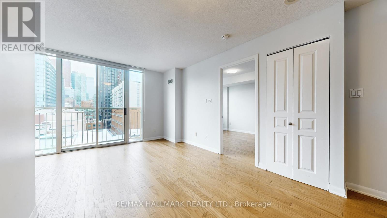 1162 - 313 Richmond Street E, Toronto, Ontario  M5A 4S7 - Photo 8 - C12712212