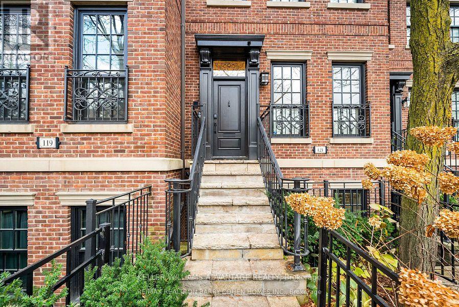 121 Davenport Road, Toronto, Ontario  M5R 1H8 - Photo 1 - C12712244
