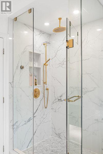 121 Davenport Road, Toronto, Ontario  M5R 1H8 - Photo 9 - C12712244