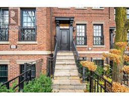 121 DAVENPORT ROAD, Toronto, Ontario