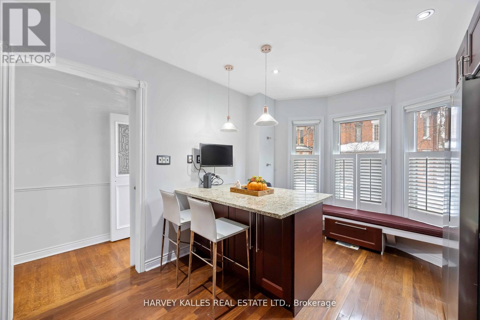 576 Ontario Street, Toronto, Ontario  M4X 1M7 - Photo 10 - C12712272