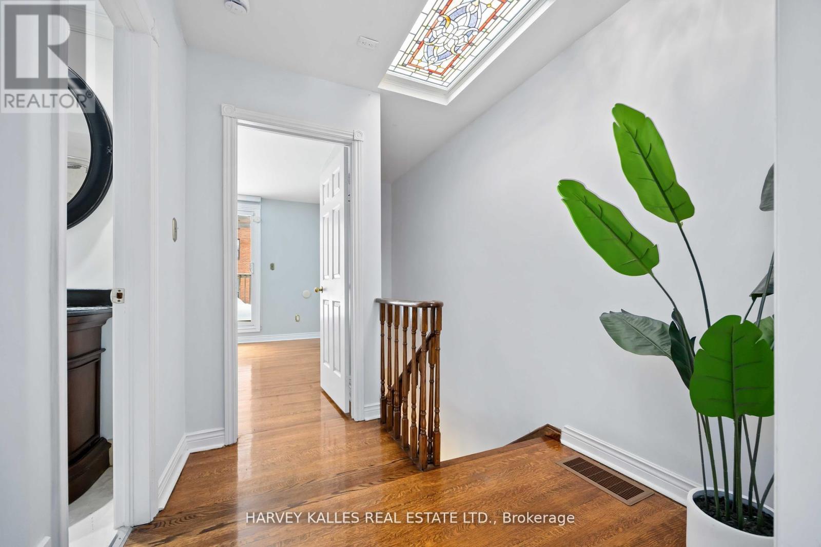 576 Ontario Street, Toronto, Ontario  M4X 1M7 - Photo 16 - C12712272