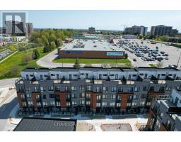 33 - 30 LIBEN WAY, Toronto, Ontario