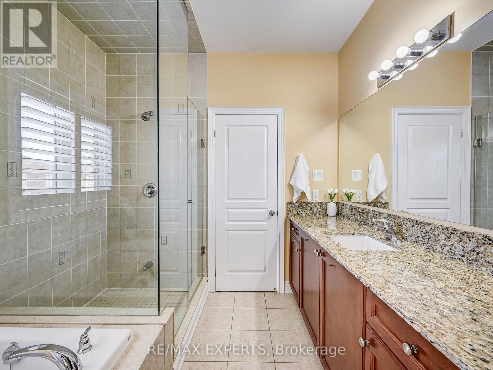 25 Killington Avenue, Vaughan, Ontario  L4H 3Y5 - Photo 18 - N12712224