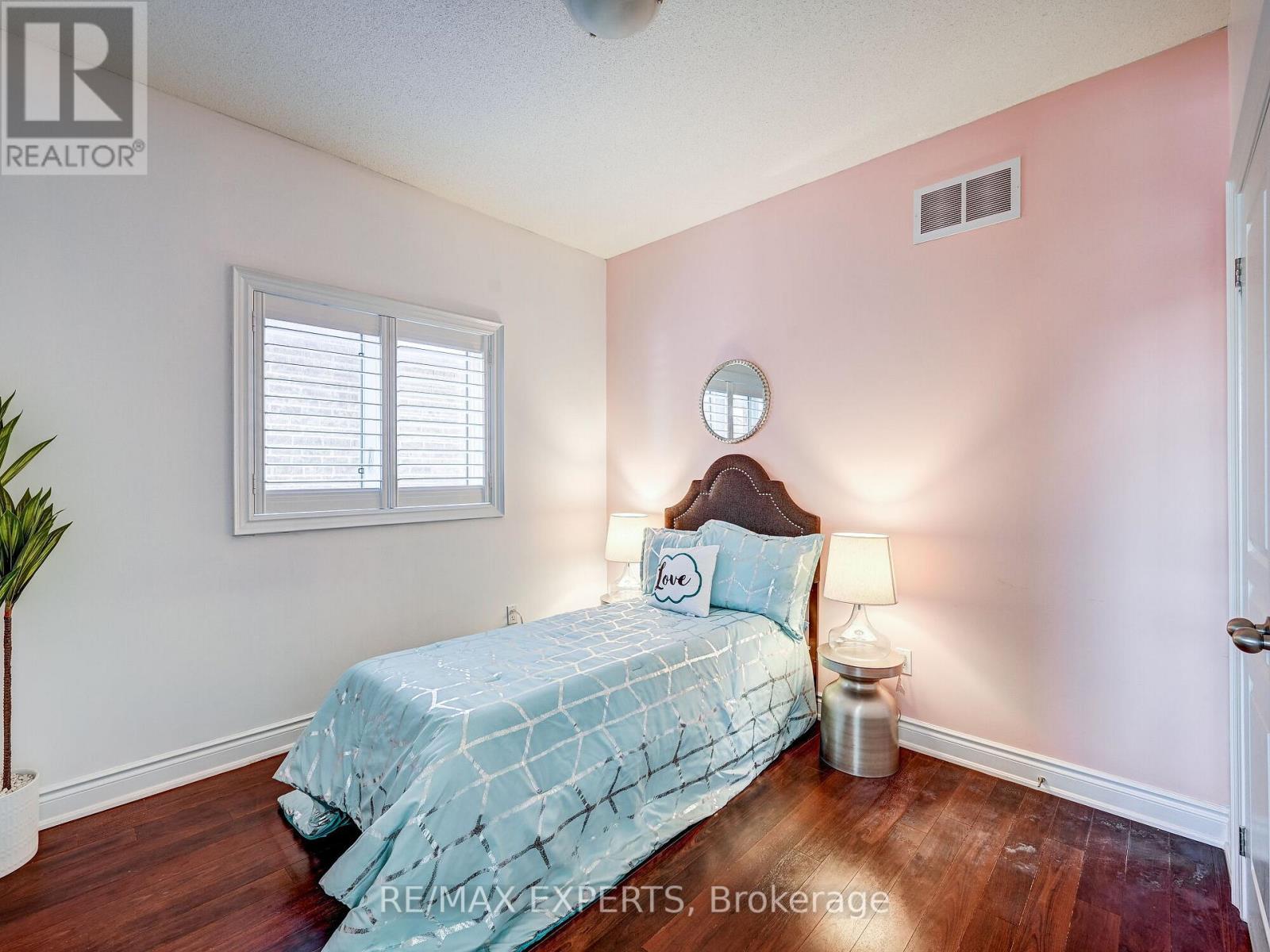 25 Killington Avenue, Vaughan, Ontario  L4H 3Y5 - Photo 20 - N12712224