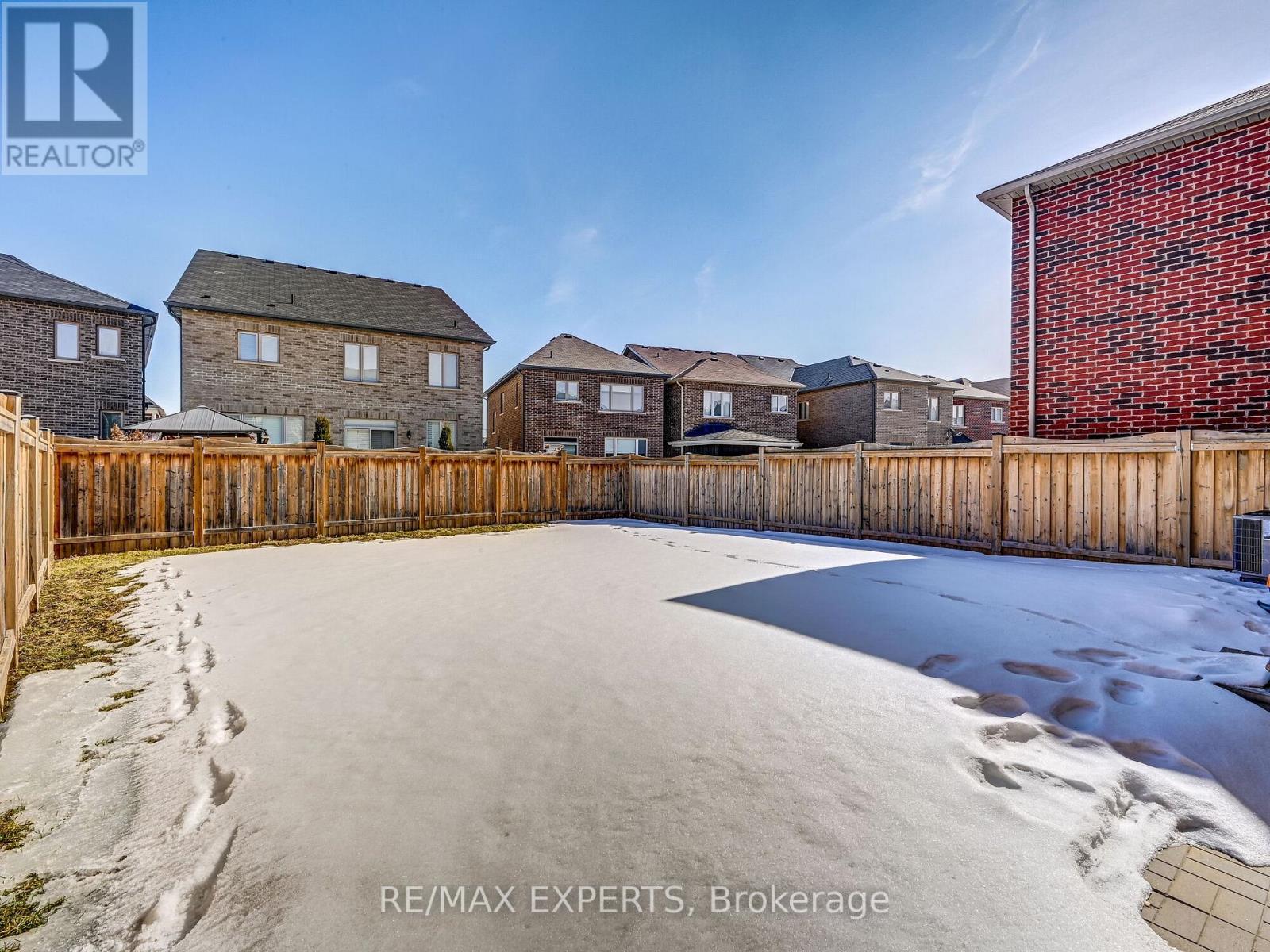 25 Killington Avenue, Vaughan, Ontario  L4H 3Y5 - Photo 25 - N12712224