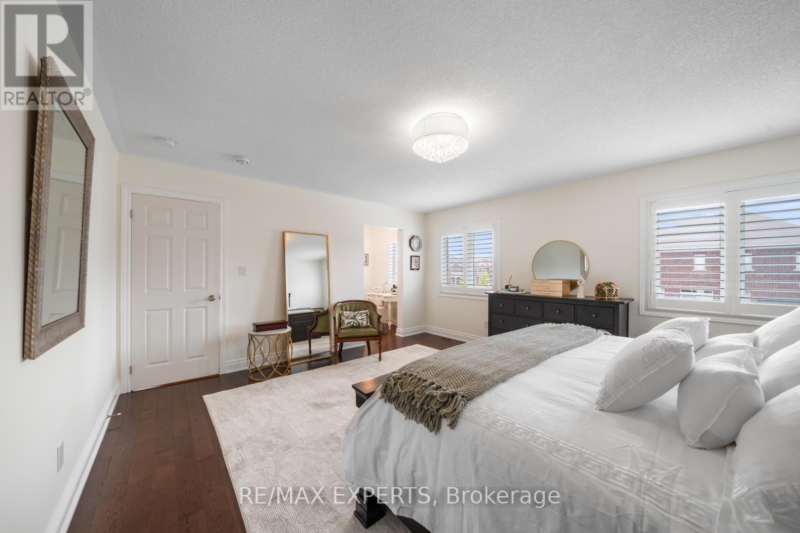 174 Sharpe Crescent, New Tecumseth (Tottenham), Ontario  L0G 1W0 - Photo 18 - N12712276