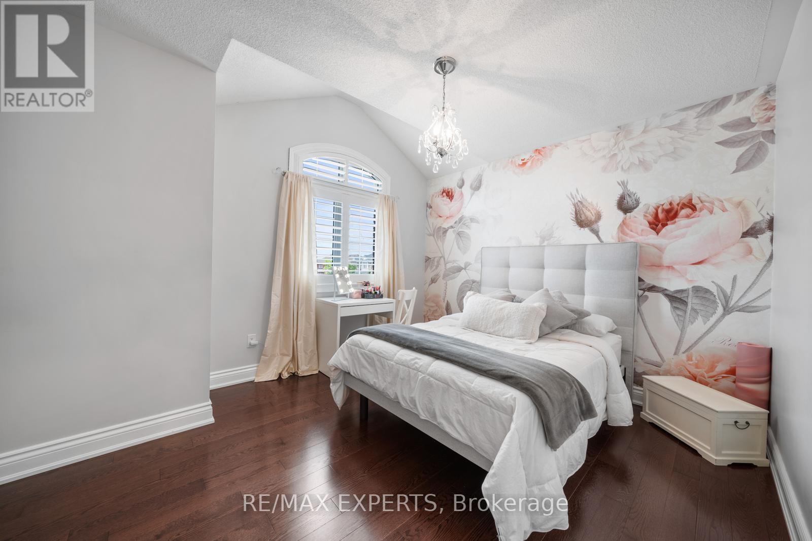 174 Sharpe Crescent, New Tecumseth (Tottenham), Ontario  L0G 1W0 - Photo 24 - N12712276