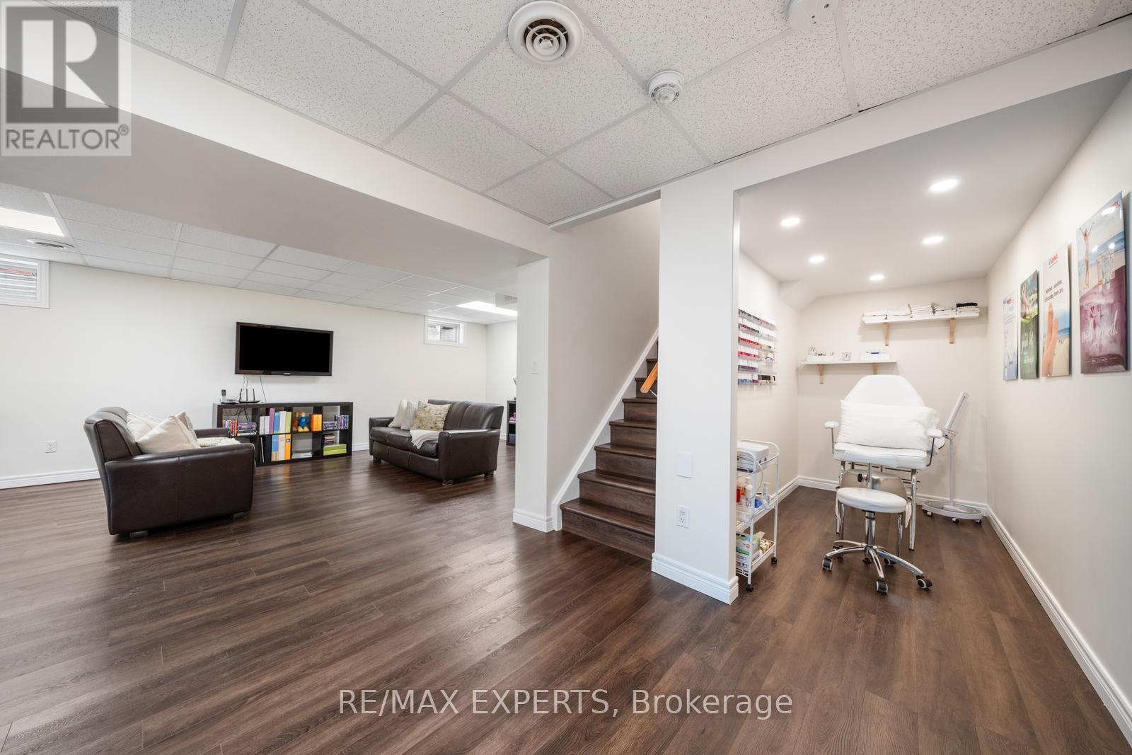 174 Sharpe Crescent, New Tecumseth (Tottenham), Ontario  L0G 1W0 - Photo 30 - N12712276