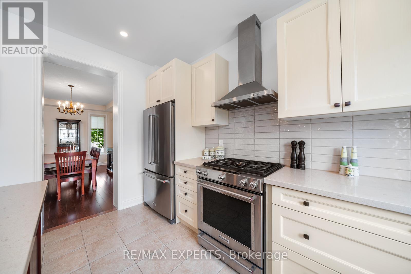 174 Sharpe Crescent, New Tecumseth (Tottenham), Ontario  L0G 1W0 - Photo 9 - N12712276