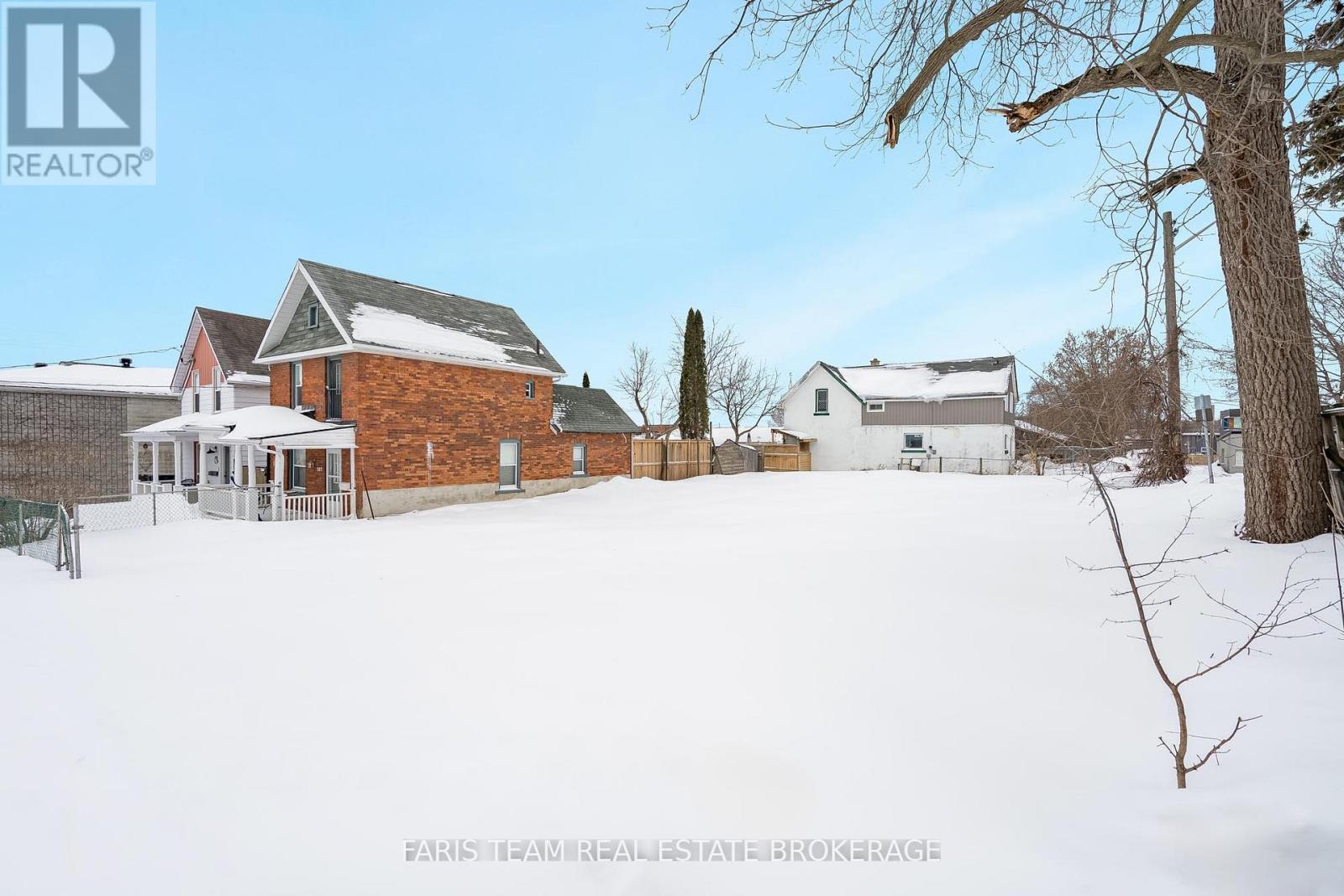 105 Matchedash Street S, Orillia, Ontario  L3V 4W9 - Photo 3 - S12712254