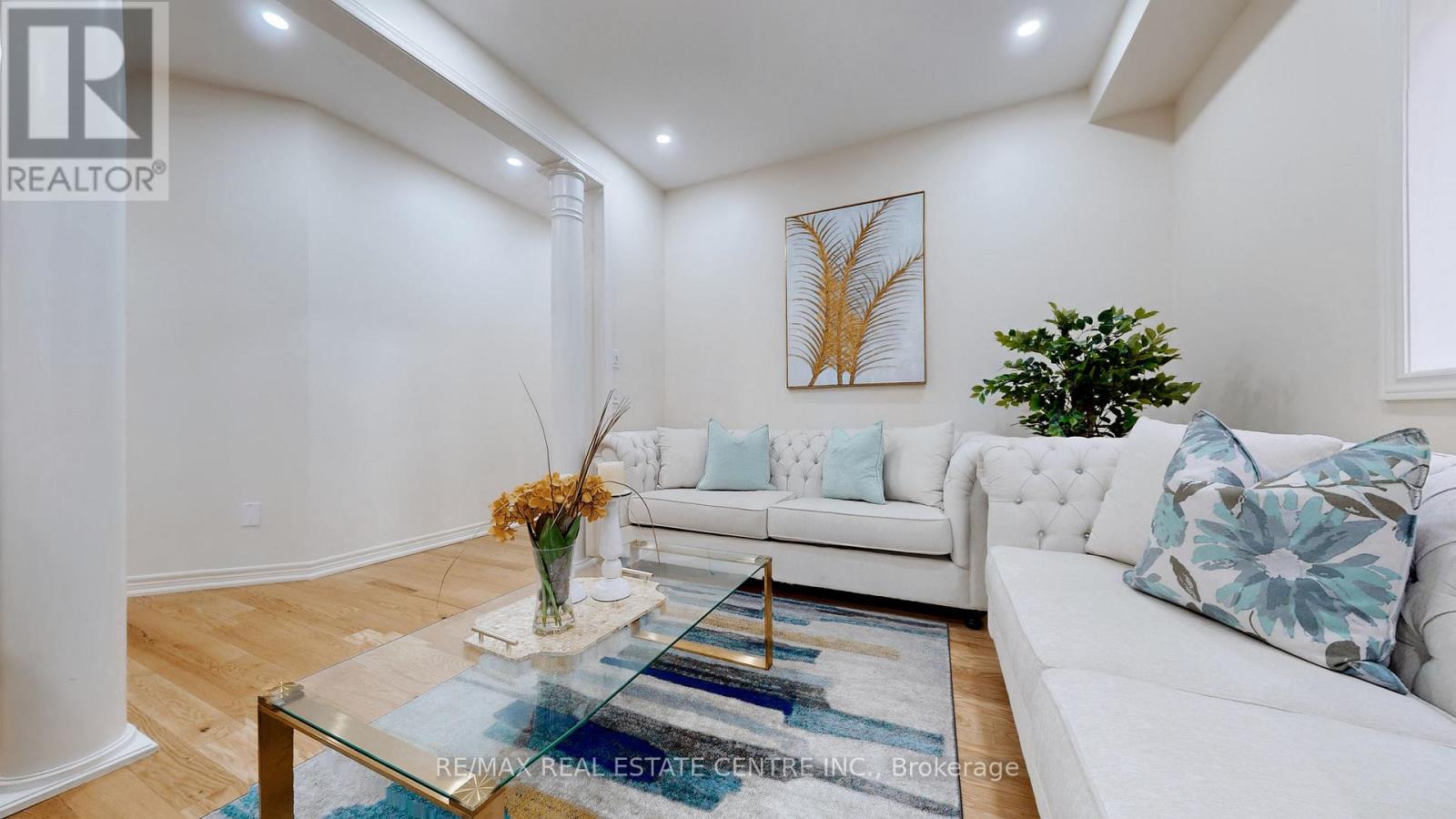 25 Fann Drive, Brampton, Ontario  L7A 4L4 - Photo 9 - W12712226