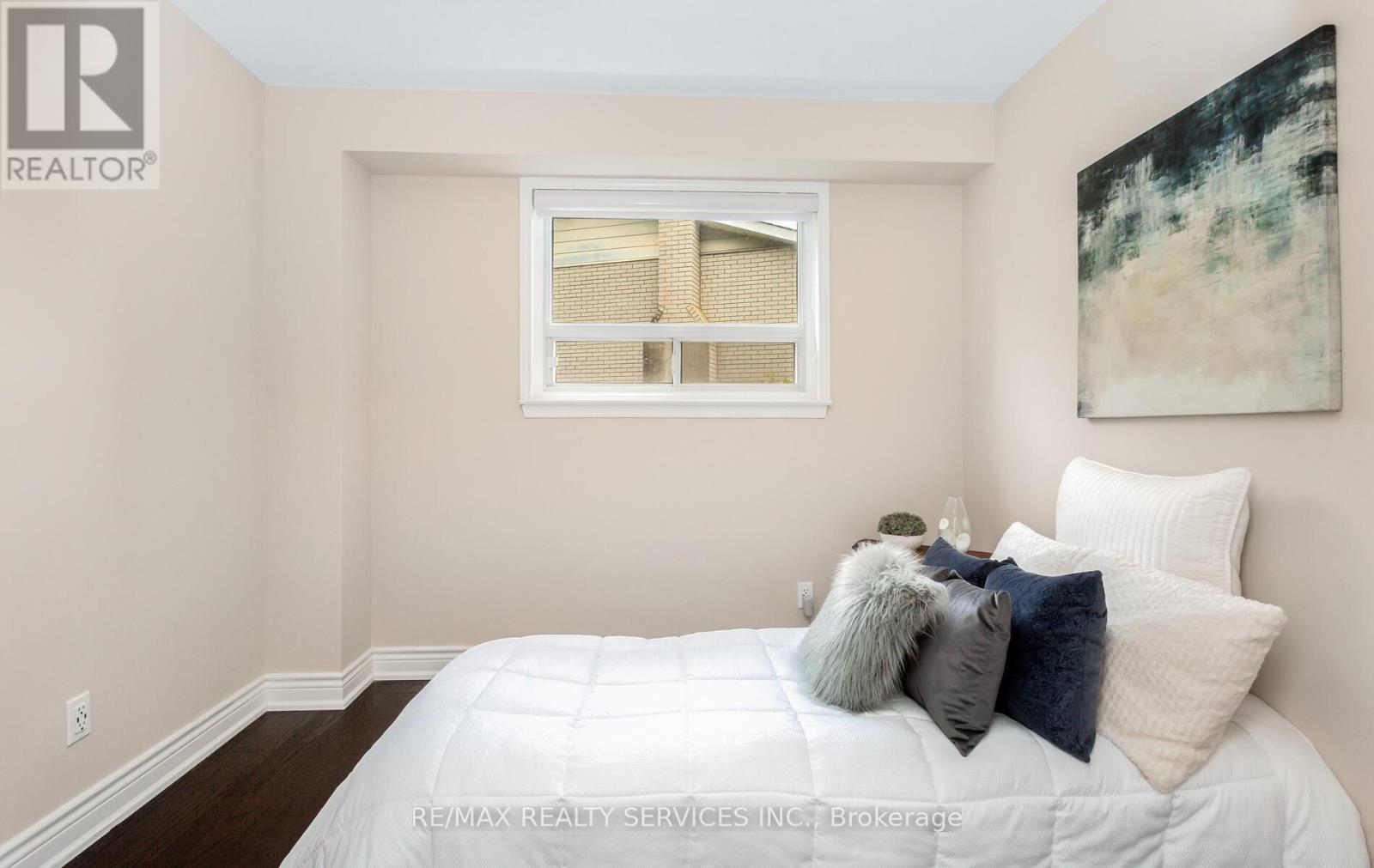 17 Croydon Court, Brampton, Ontario  L6T 1Y3 - Photo 18 - W12712270