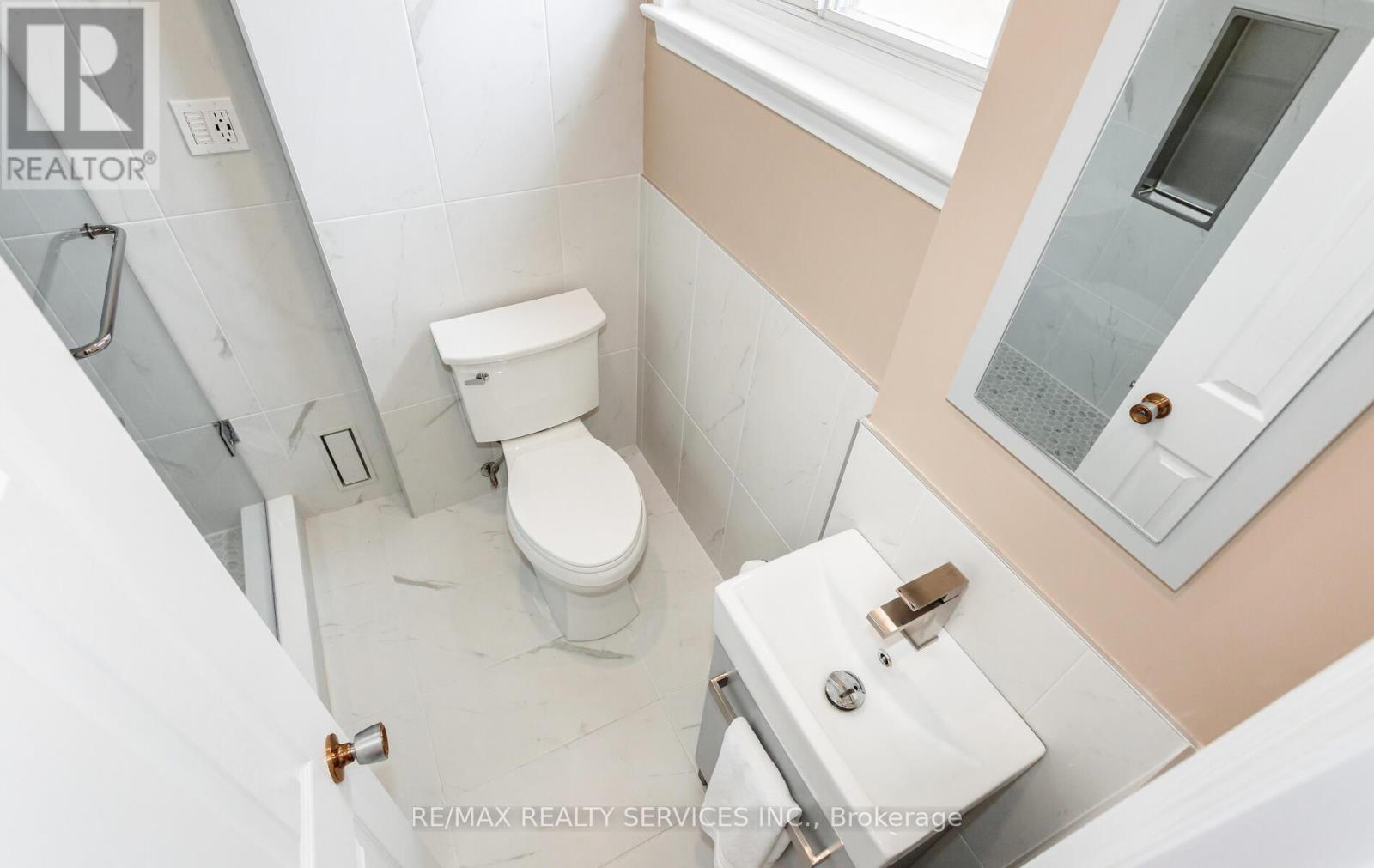 17 Croydon Court, Brampton, Ontario  L6T 1Y3 - Photo 20 - W12712270