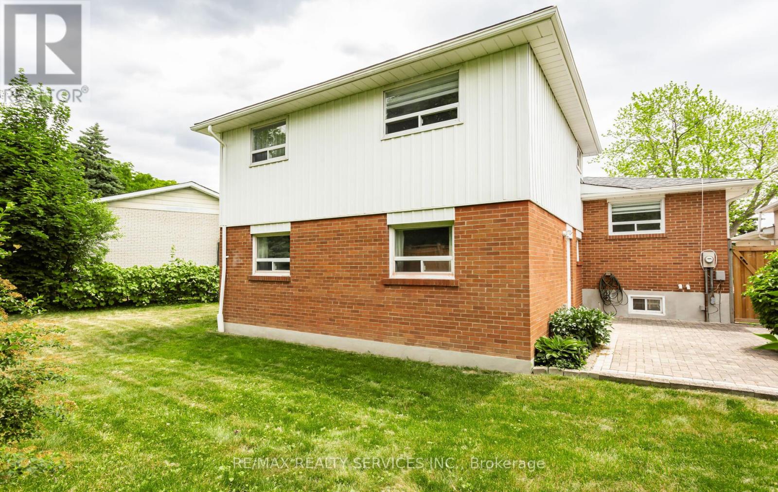 17 Croydon Court, Brampton, Ontario  L6T 1Y3 - Photo 43 - W12712270