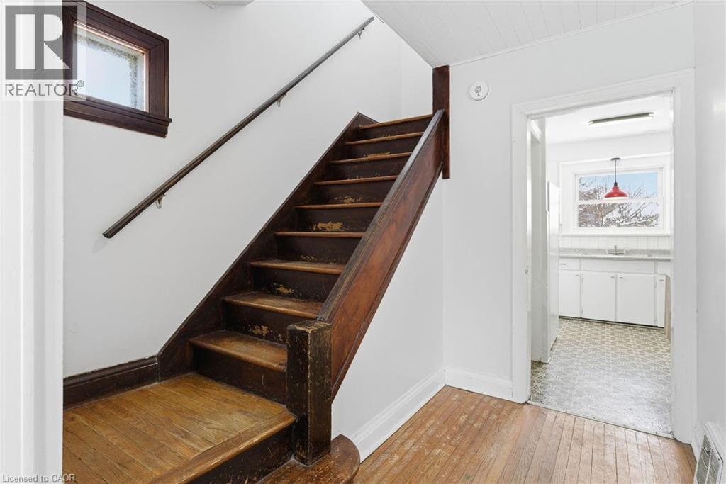 25 Aberdeen Avenue, Brantford, Ontario  N3S 1R6 - Photo 5 - 40795933