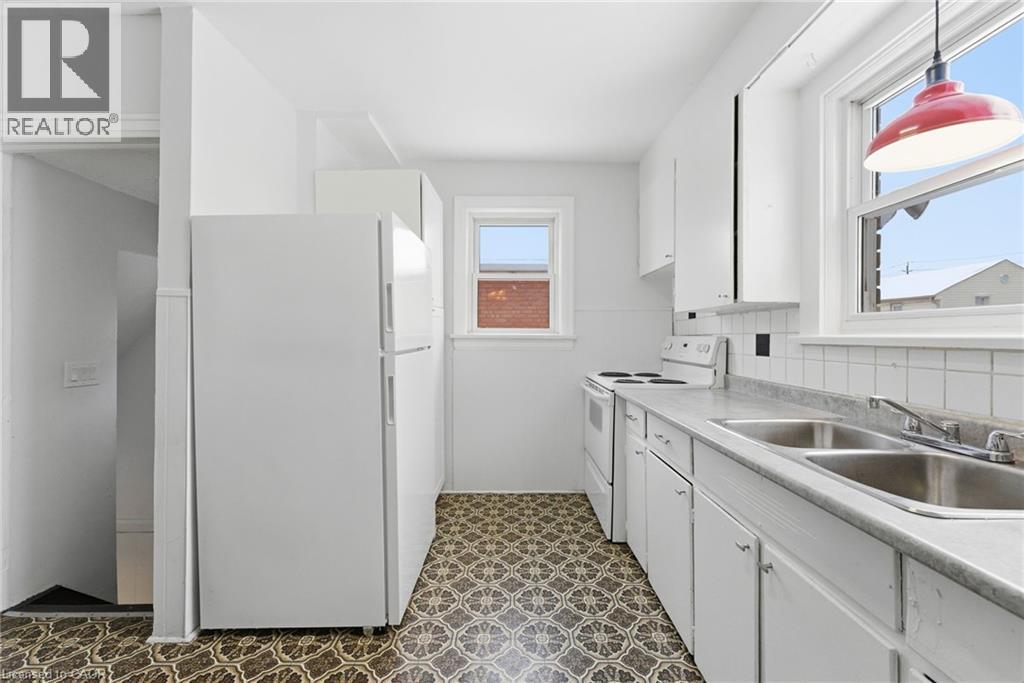 25 Aberdeen Avenue, Brantford, Ontario  N3S 1R6 - Photo 8 - 40795933