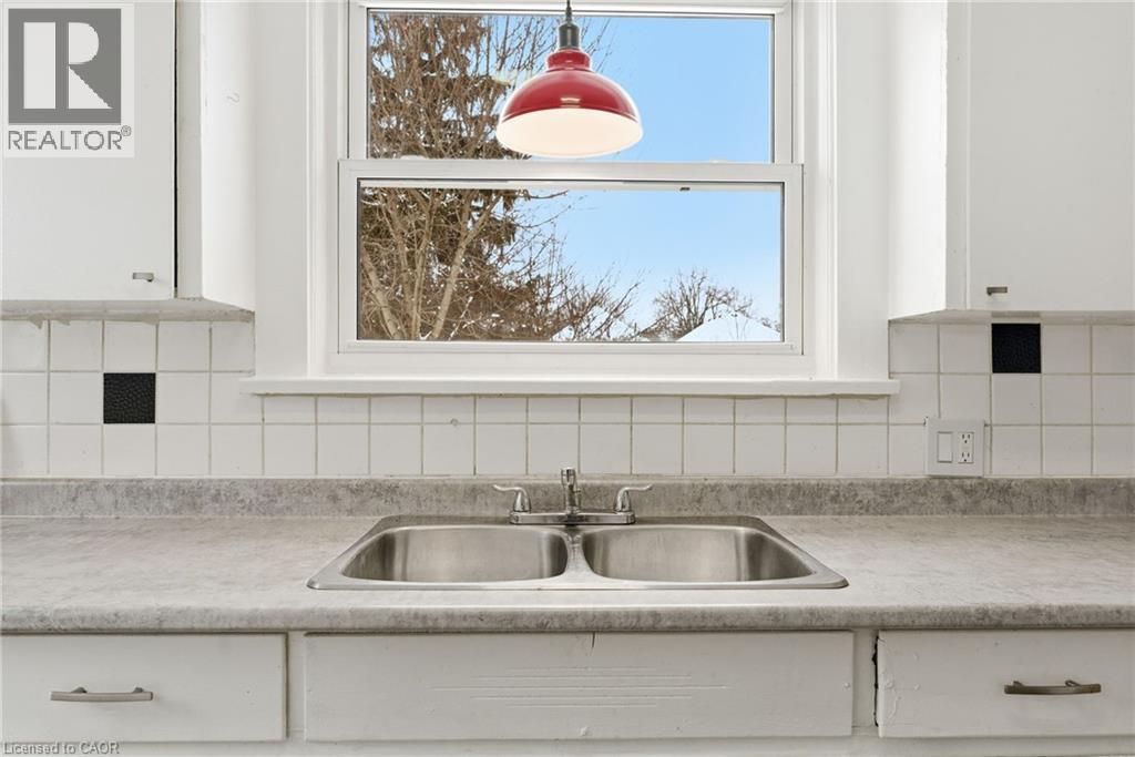 25 Aberdeen Avenue, Brantford, Ontario  N3S 1R6 - Photo 9 - 40795933