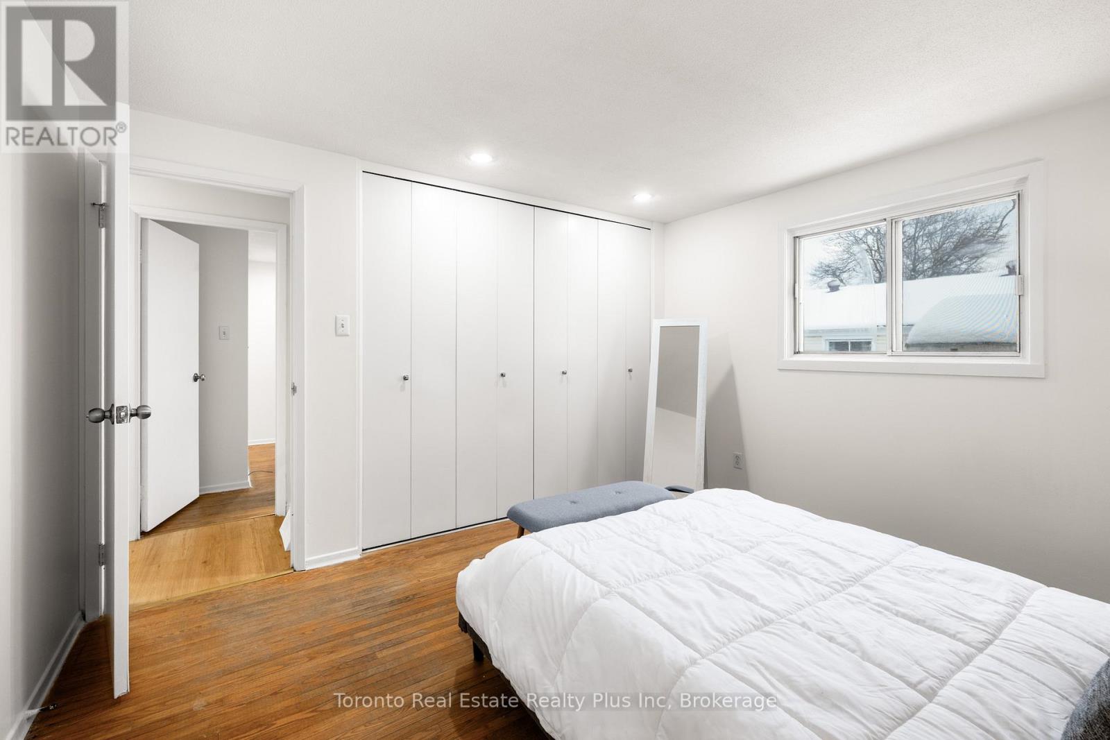 134 Pepperwood Crescent, Kitchener, Ontario  N2A 2R3 - Photo 18 - X12712290