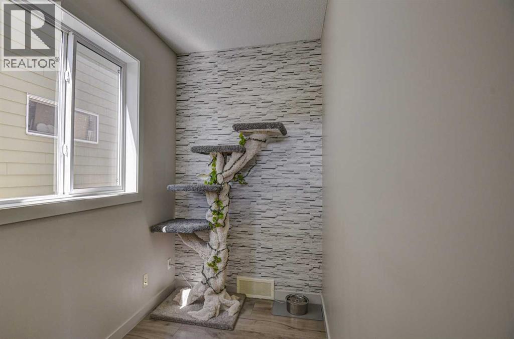 78 Marquis Heights Se, Calgary, Alberta  T3M 2A8 - Photo 38 - A2268771