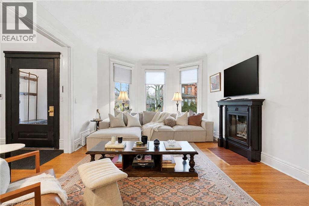 141 Markland Street, Hamilton, Ontario  L8P 2K3 - Photo 8 - 40787824