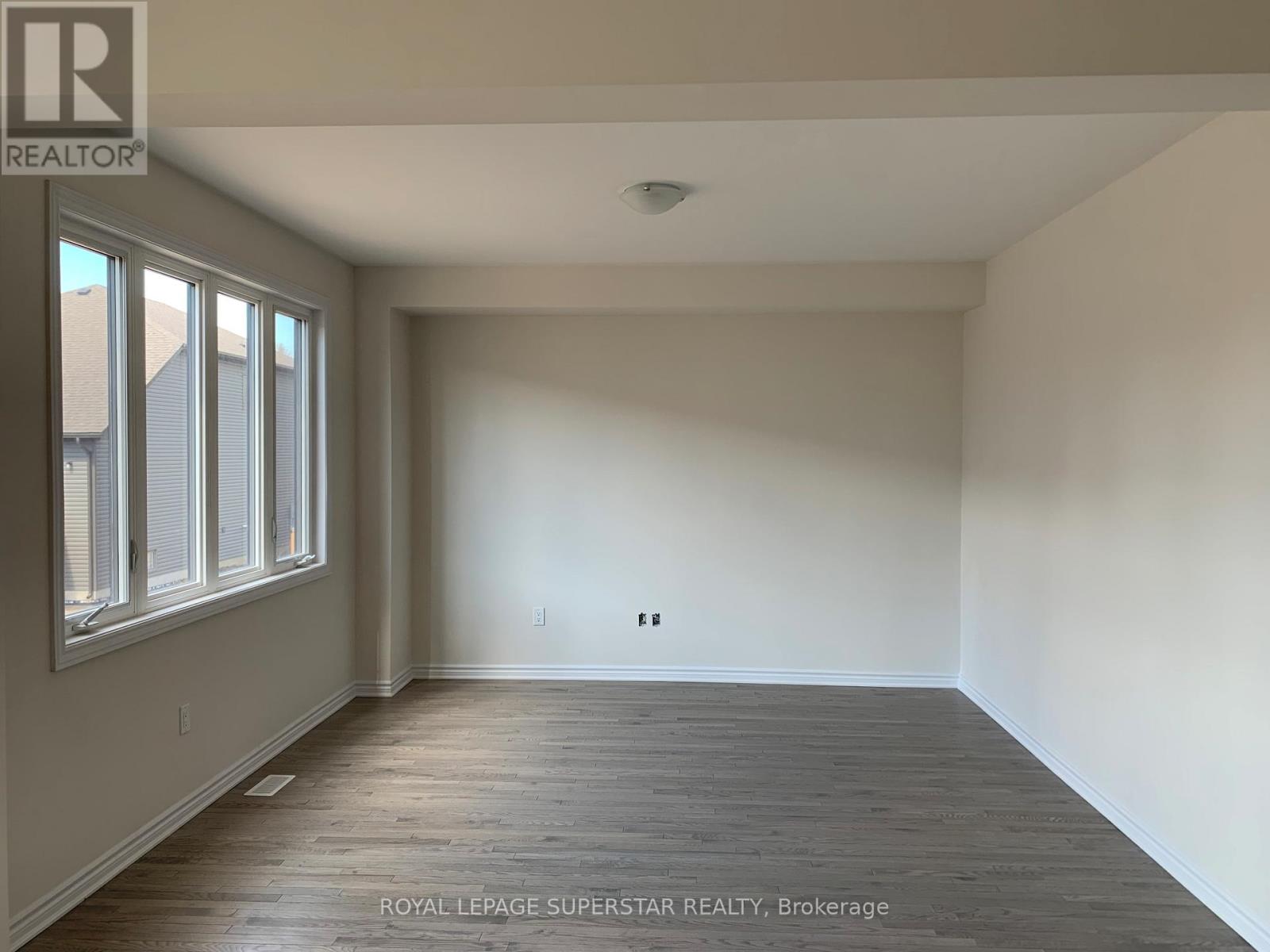 49 Eberhardt Drive, Wasaga Beach, Ontario  L9Z 0K5 - Photo 12 - S12661518